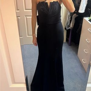 Never been worn navy blue strapless gown